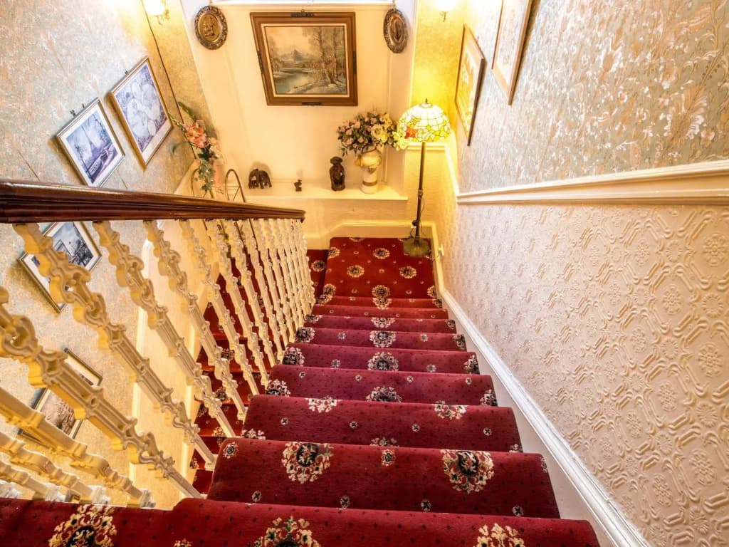 Corstorphine Lodge - photo 16