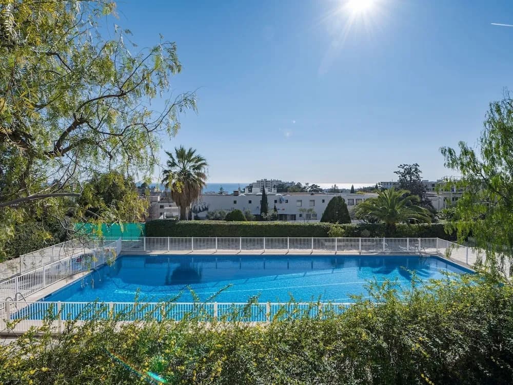 Elegant Apartment in Nice With Swimming Pool - photo 16