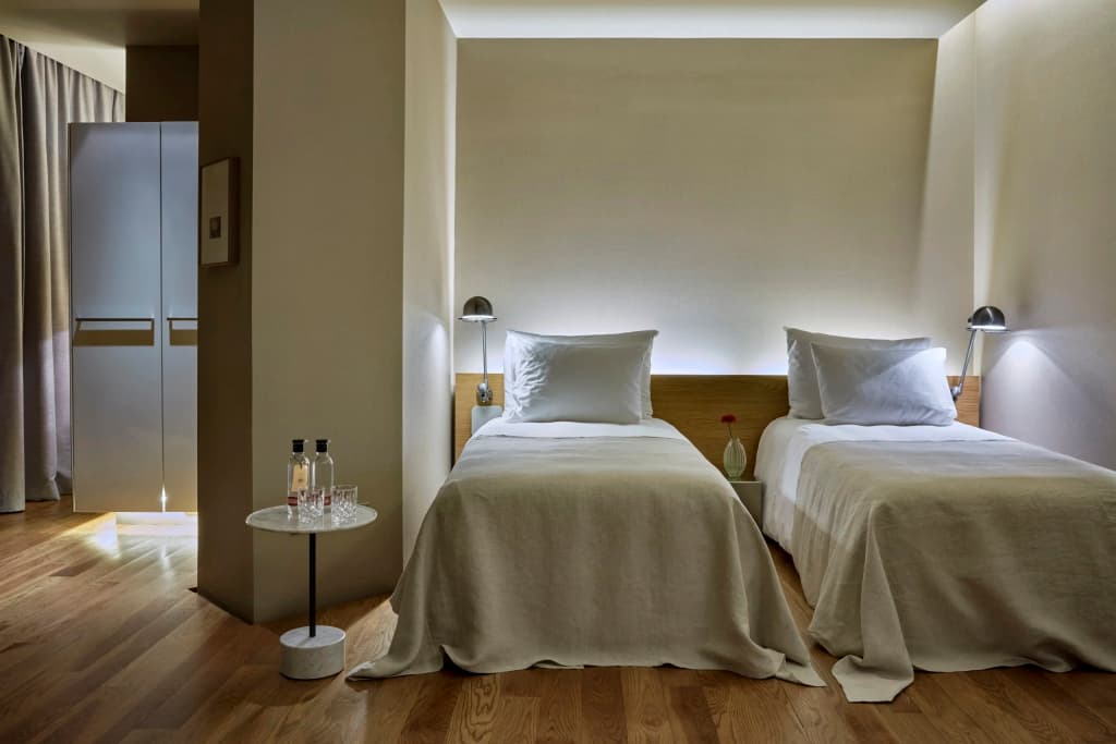 Sir Victor Hotel - photo 4