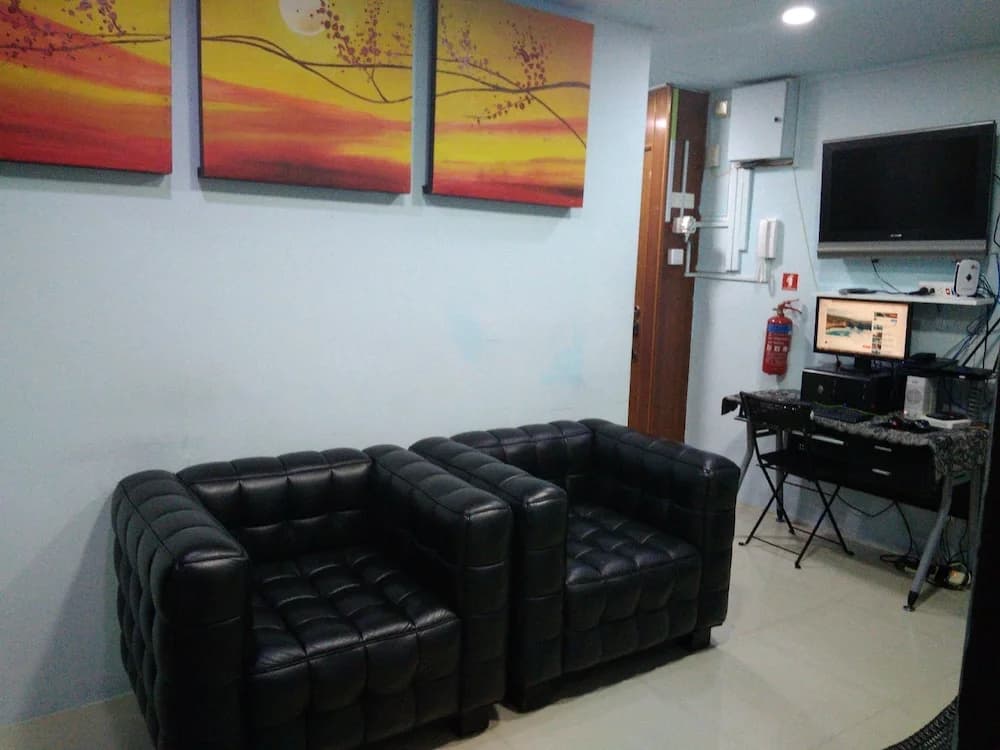 INN at SG - Hostel - photo 2