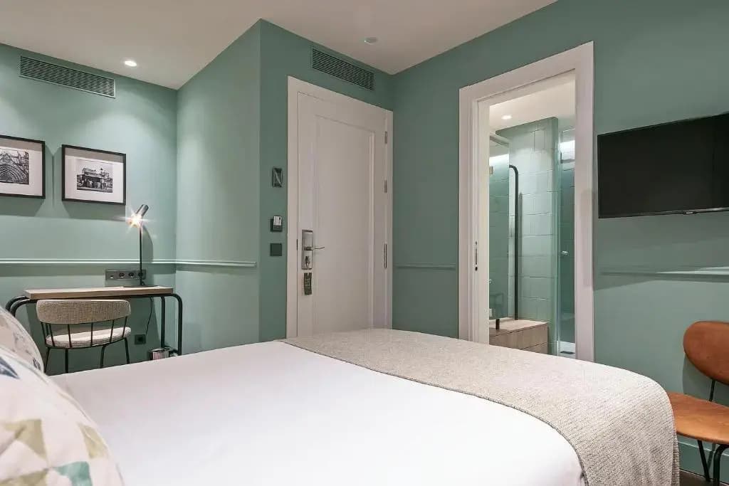 Hotel Via Augusta - photo 12