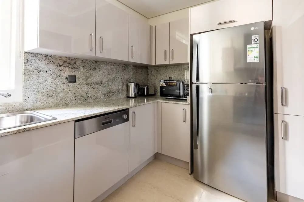 Luxurious 3BR Loft W/ Study In Downtown Dubai - photo 13