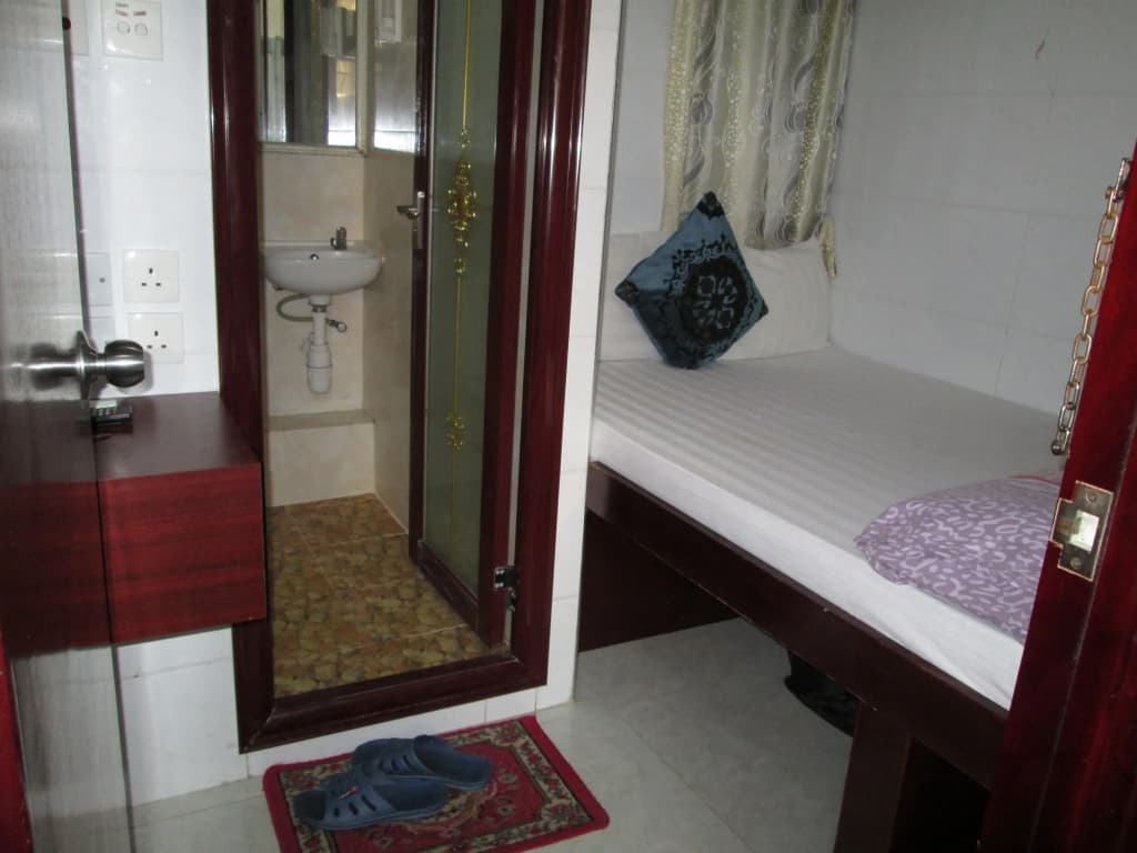 Crystal Hostel - photo 6