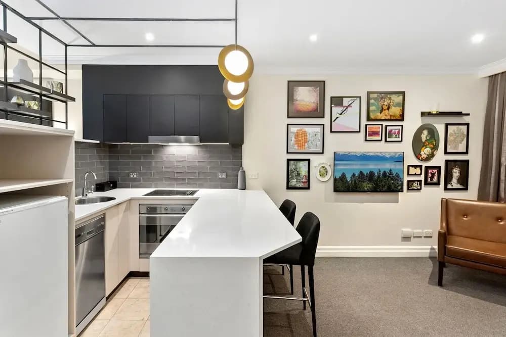 Kozyguru | Sydney Cbd | Stylish Studio - photo 8