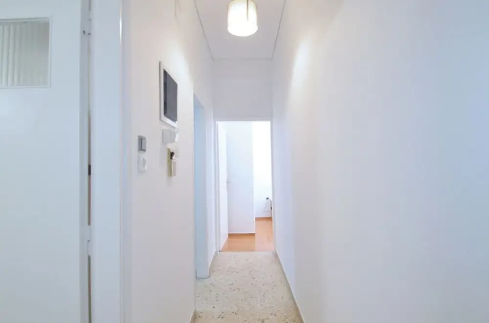 A cozy minimal apartment at Koukaki - photo 8