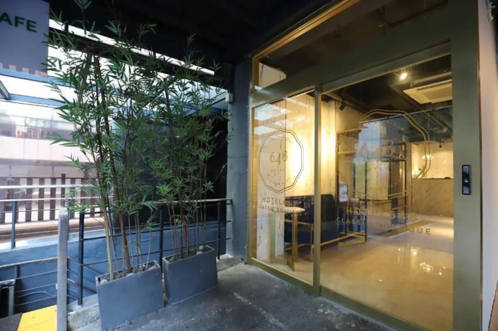 648 Hotel - photo 12