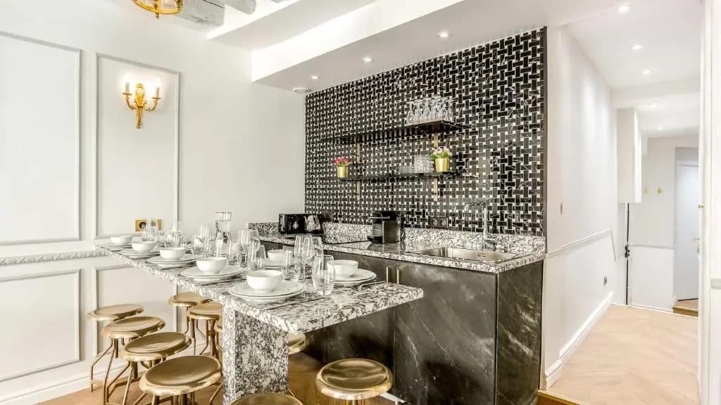 Luxury 4 bedroom 3 bathroom Aristocratic apartment - Louvre - photo 14