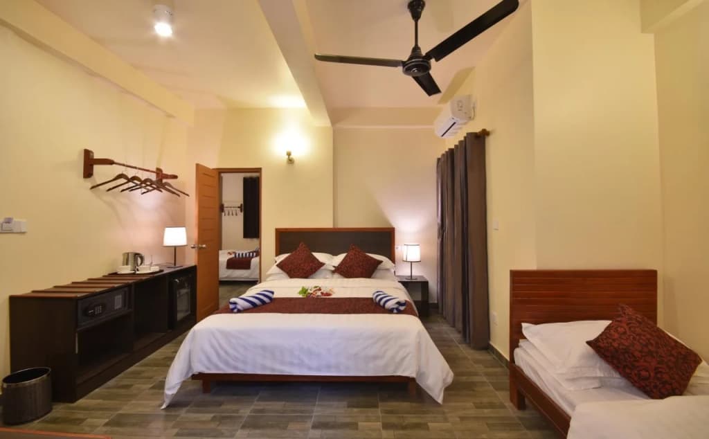 Paguro Beach Inn - photo 3