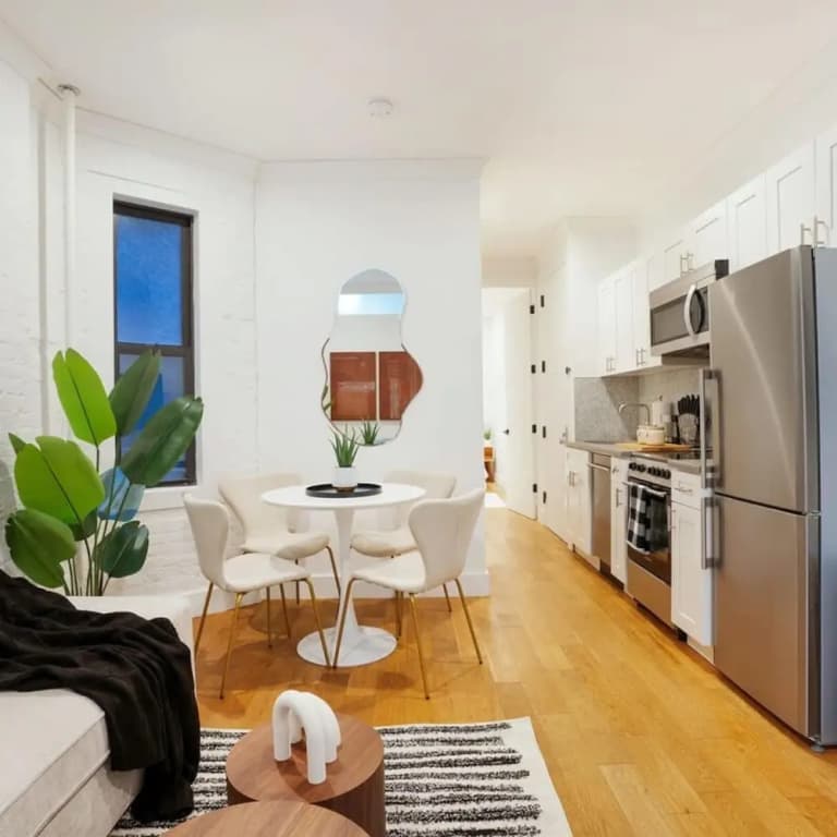 1290-8 New Renovated 2 Bedrooms in UES - photo 13