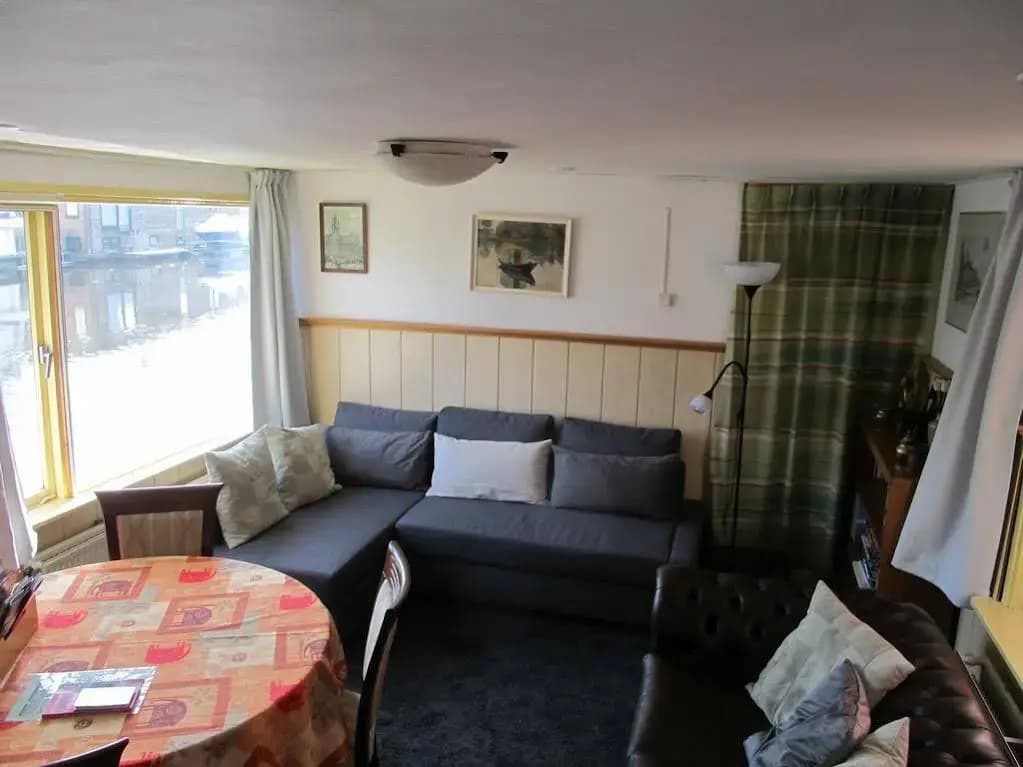 Houseboat under the Mill - photo 3