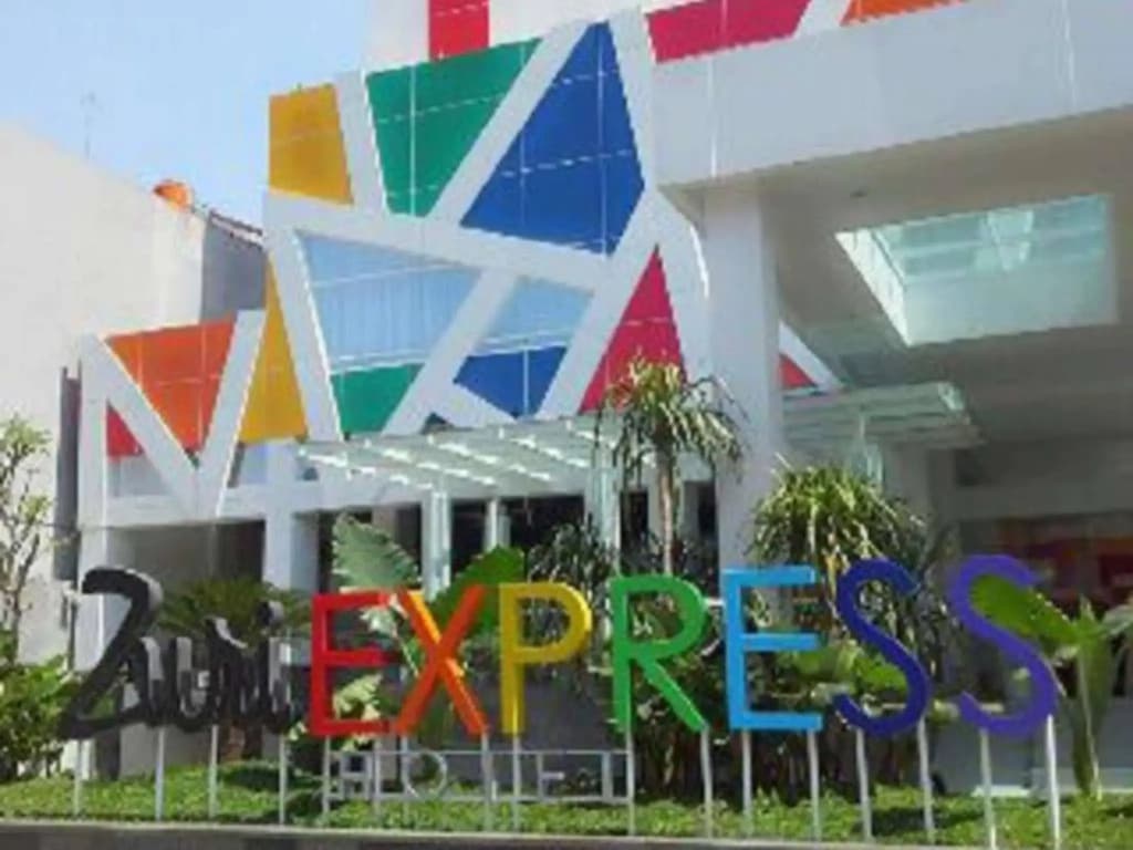 Ayda Mangga Dua d/h Zuri Express Mangga Dua - photo 23