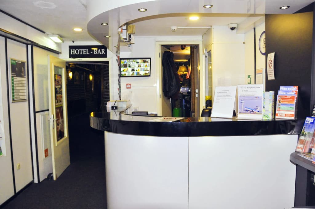 Travel Hotel Amsterdam - photo 2