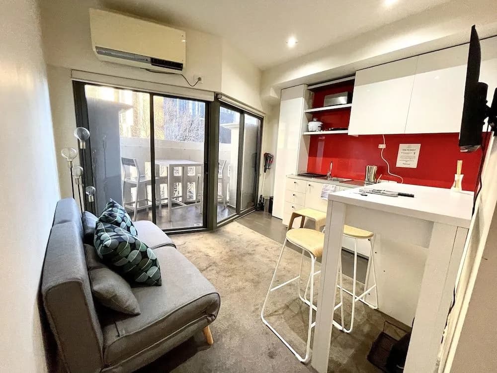 Readyset Apartments at Kett - photo 4