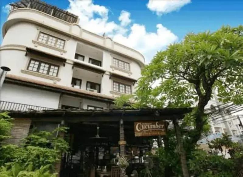 Cucumber Inn Suites - photo 1