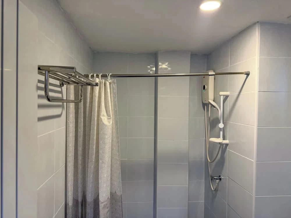 PL Residence Hotel Patamnak Soi 3 - photo 10