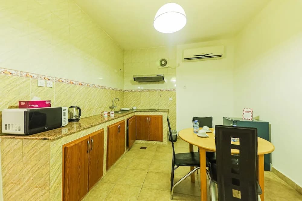 OYO 119 Jasmine Hotel Apartments - photo 18