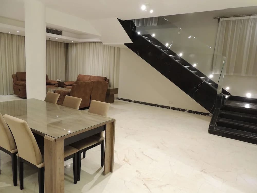 Sultan Luxurious Townhouse Near AUC - photo 16