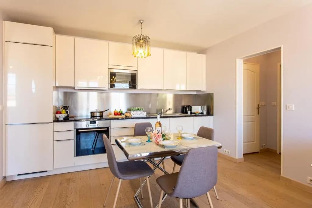 Providence - ELEGANT F3, VUE INCROYABLE, BALCON,ASCENSEUR, WIFI - photo 15