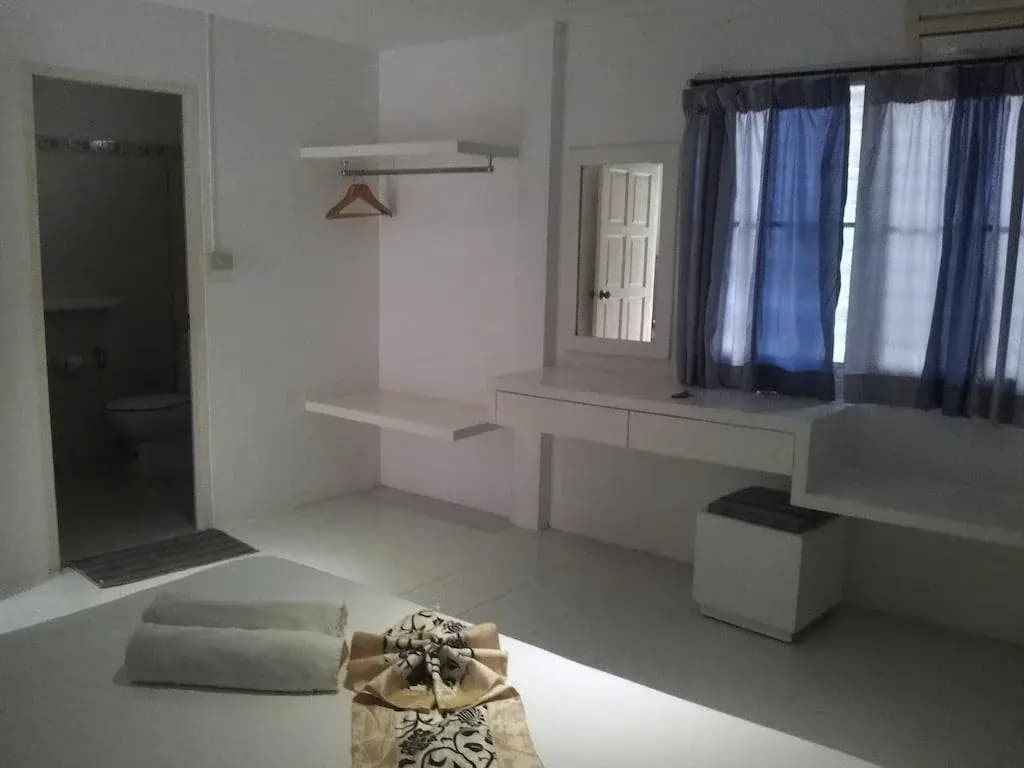 Lemon Tree Resort - photo 2