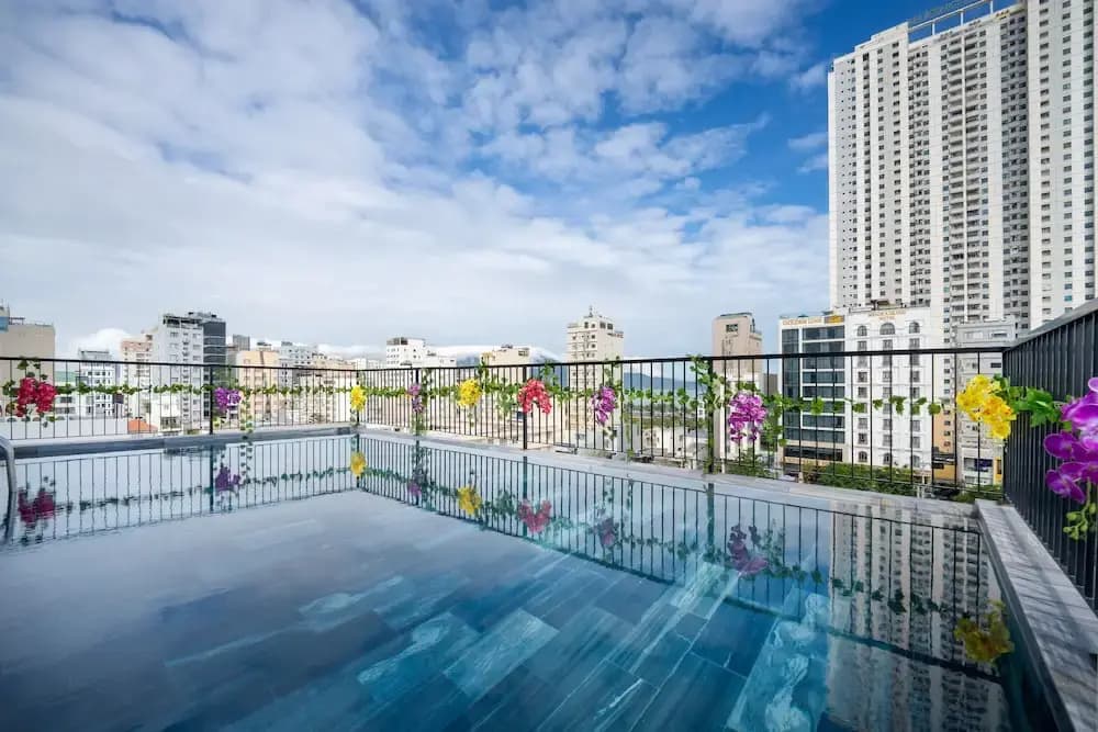 Samatha Apartment & Hotel - photo 6