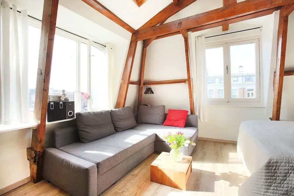 Cozy Comfortable Studio At The Canals - photo 2