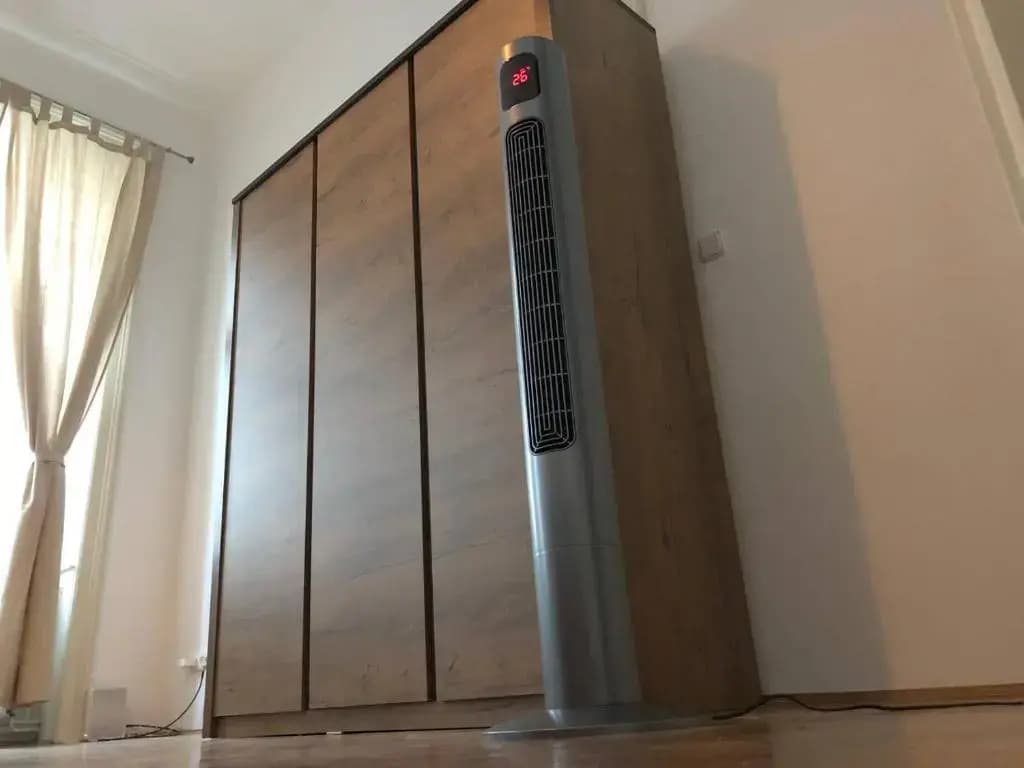 Central-Located Flat - photo 6