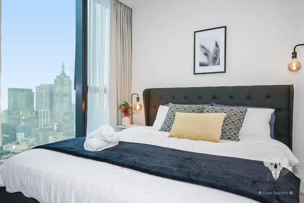 Kozyguru | Mel City 2-Bed Apt With Stunning Views - photo 1