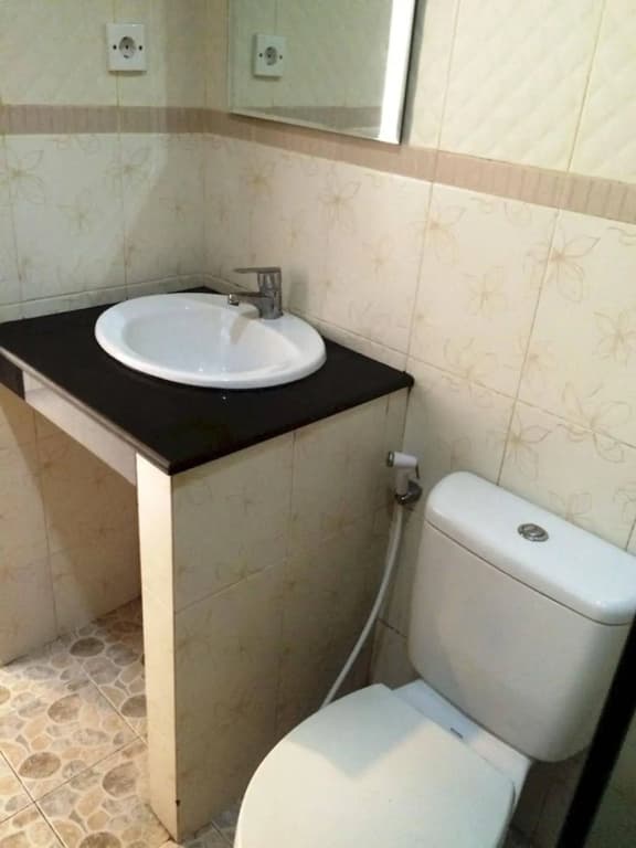 Waringin Home Stay - photo 30