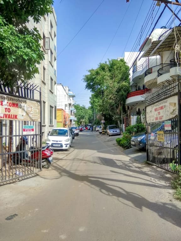 The Desire Hostel - photo 17