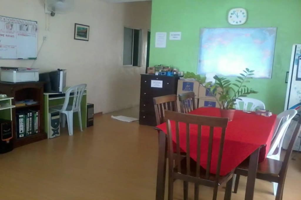 Travellers Planet Hotel & Guest House - photo 22