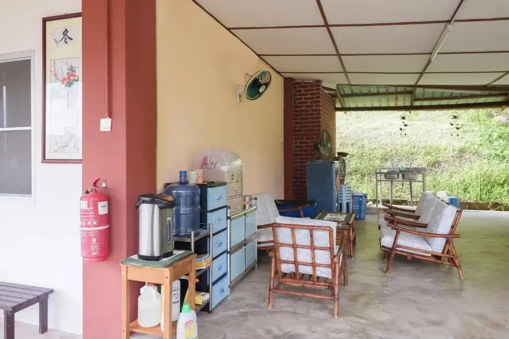 Oyo 89928 Acf Guest House - photo 16
