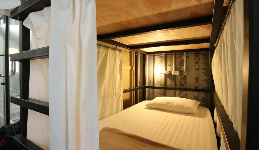Nivas Siam Hostel - photo 6