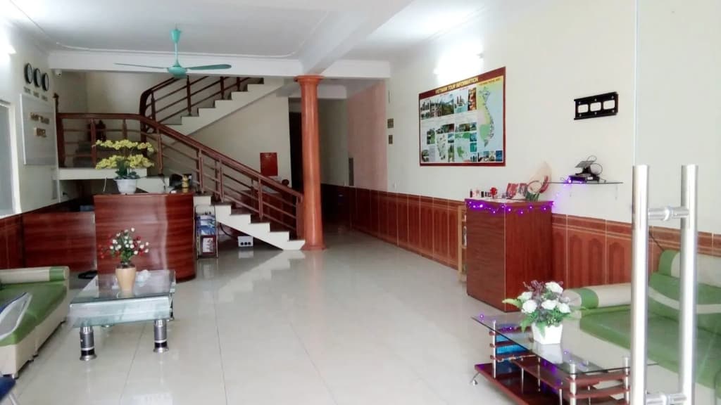Family Transit Hotel - photo 14