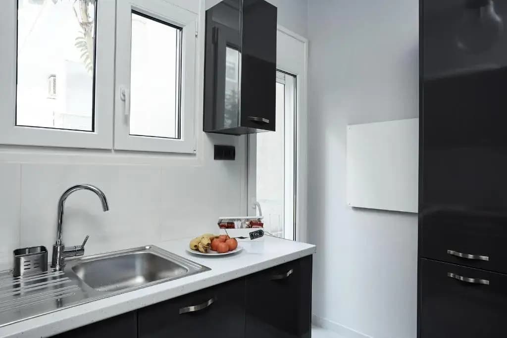 Charming Studio Apartment - photo 11