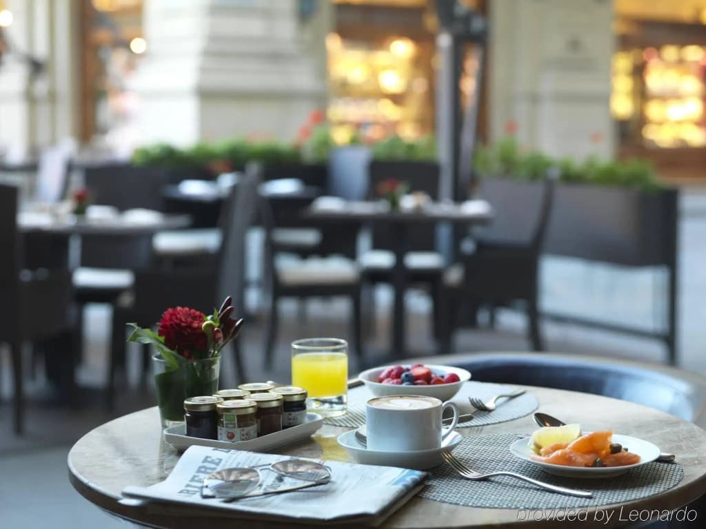 Hotel Savoy - photo 10