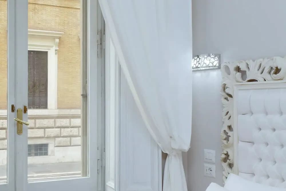 Luxury Rooms - photo 7