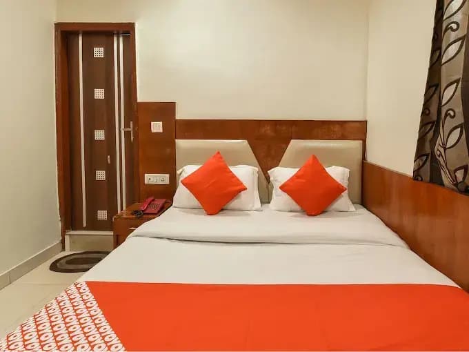 Hotel Ashirwad near New Delhi Railway Station, Paharganj - photo 11
