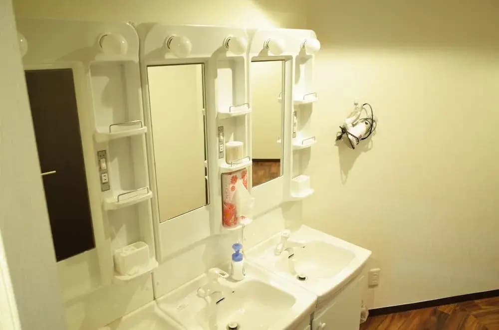 bnb+ Shinjuku Castle - Hostel - photo 9