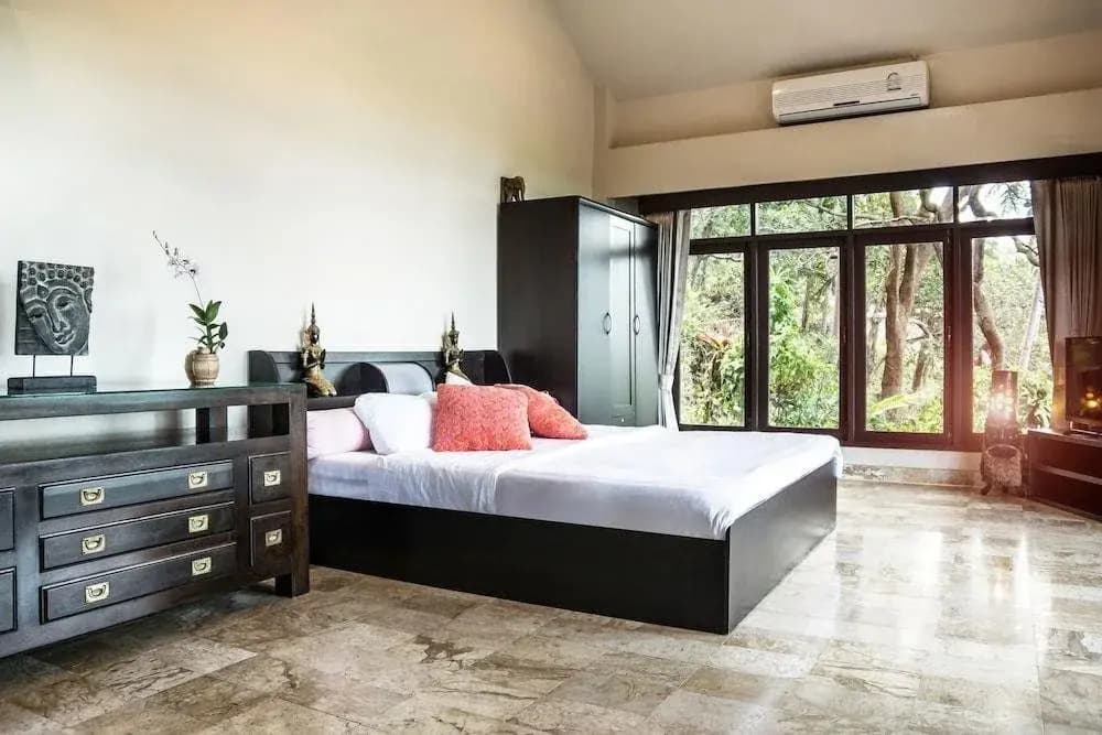 Jungle Emerald Rock Luxury Villa - photo 2