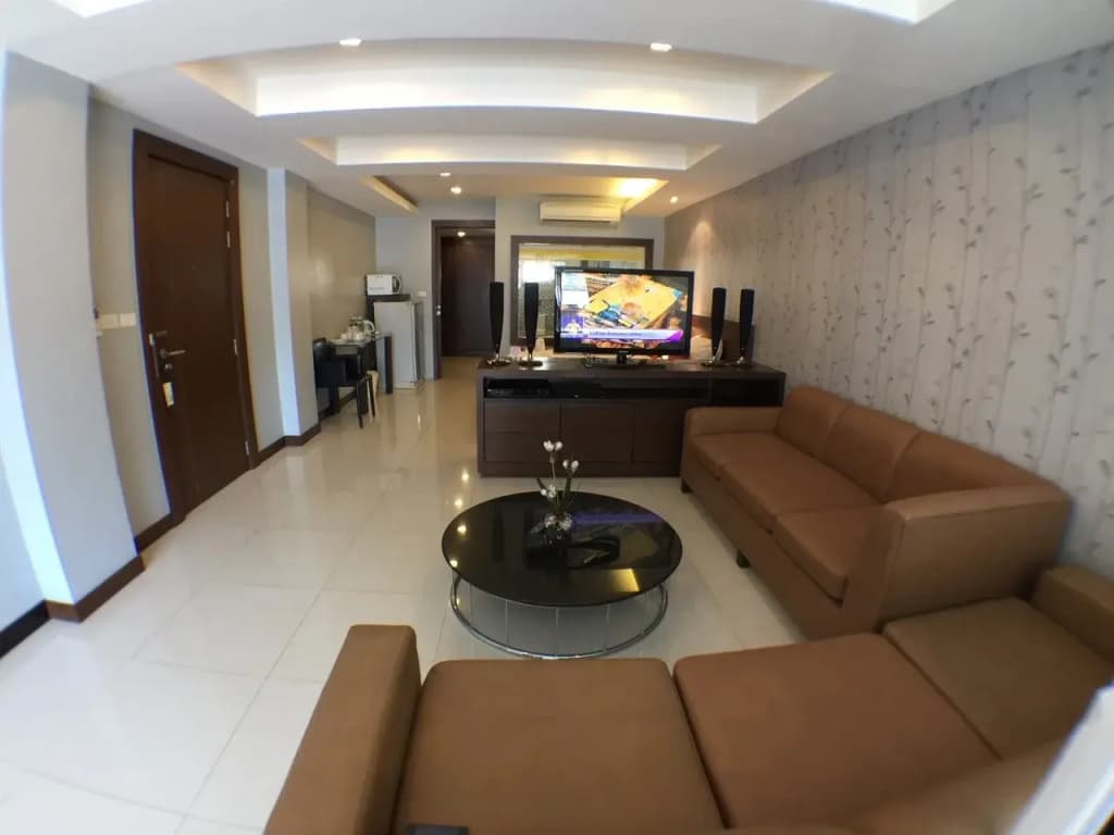 Platinum Hotel - photo 11