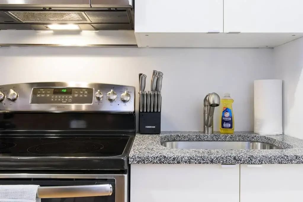 83-3w UES Central Park Newly Furnished XL Studio - photo 11