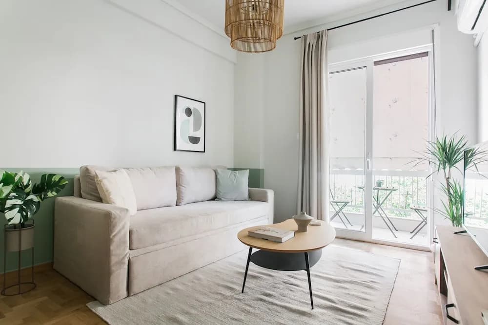 Dazzling 1BR Apartment in Koukaki - photo 5