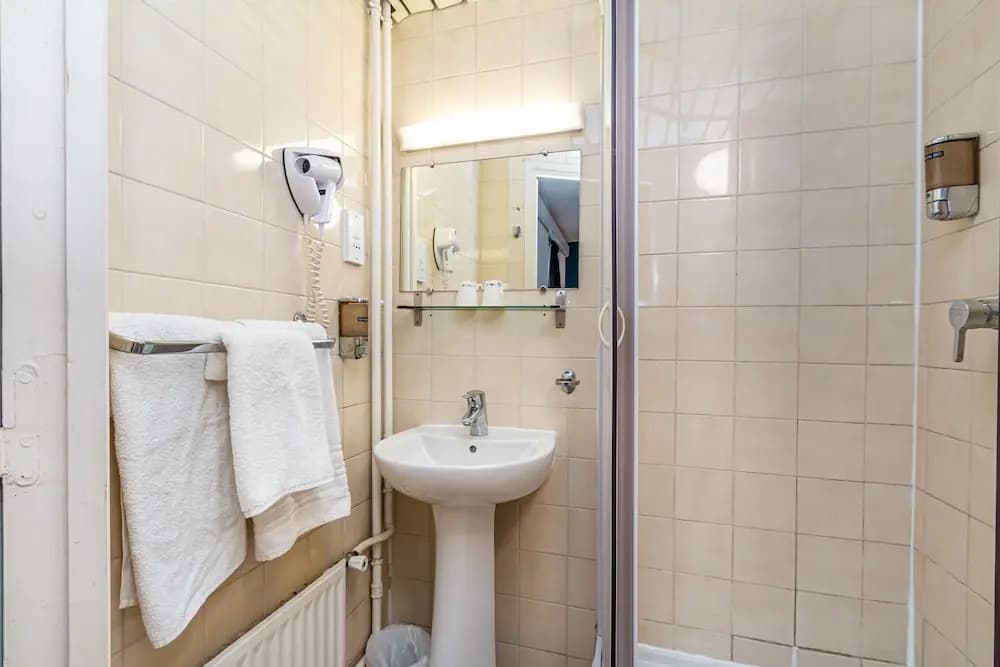 Hotel Denfert Montparnasse - photo 10