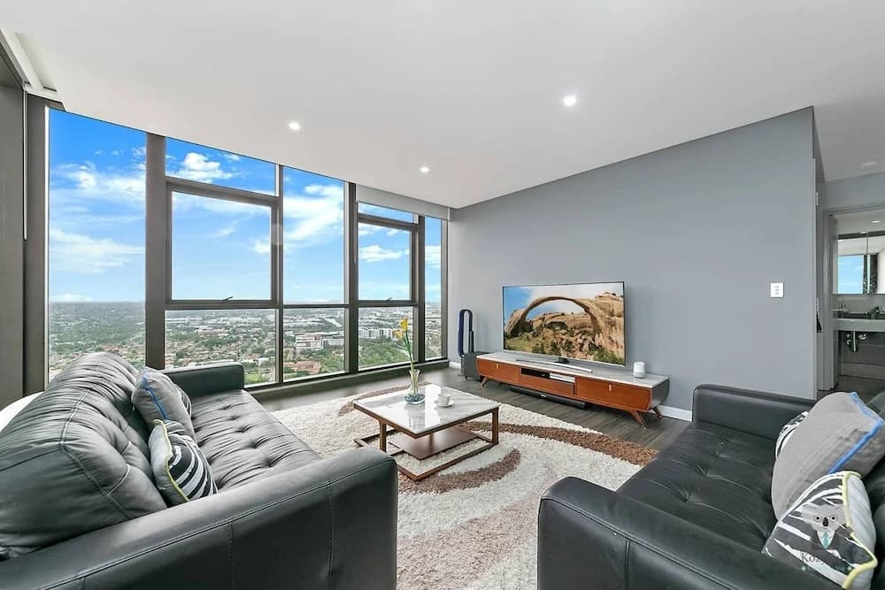 Awesome View 2bed 2bath APT + Free Parking Npa330 - photo 2