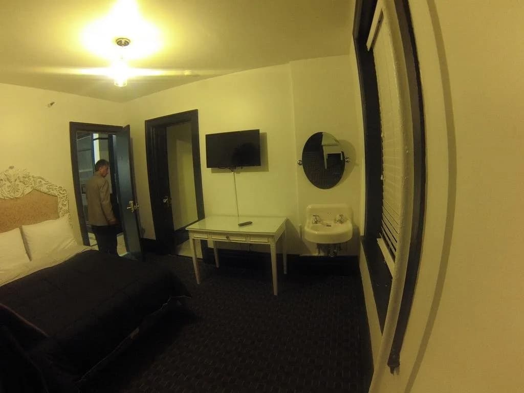 The Adrian - photo 3