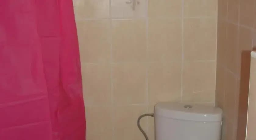 Azusa Guest House - photo 6