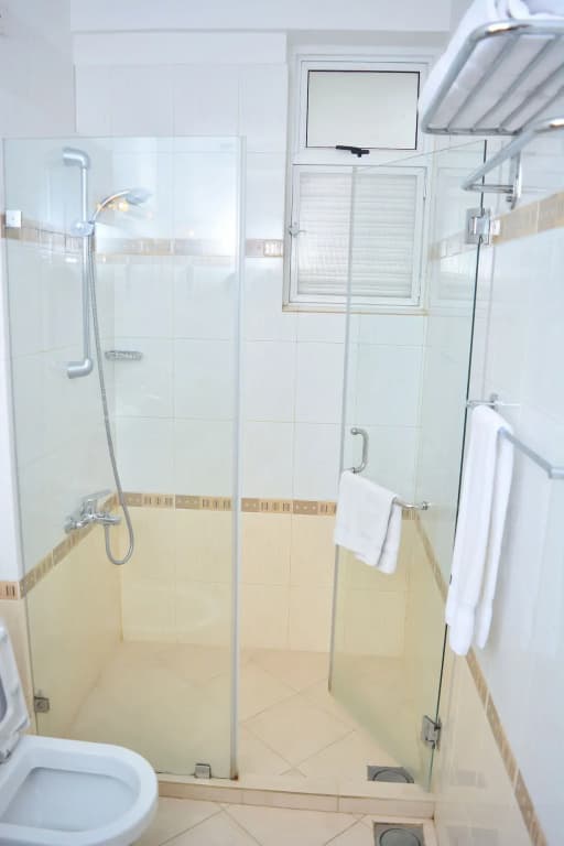 Unique Towers Luxury Boutique Suites - photo 39