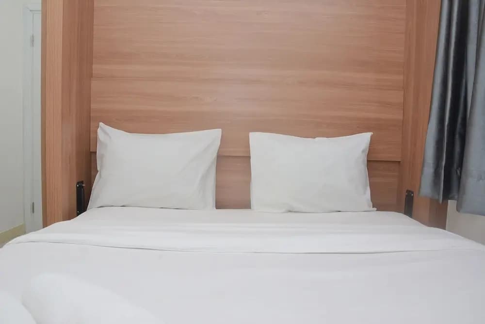 Cozy 2BR Apartment at Green Pramuka City near Mall - photo 5