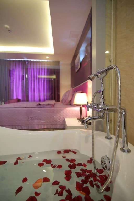 Lavencos Hotel Da Nang - photo 23