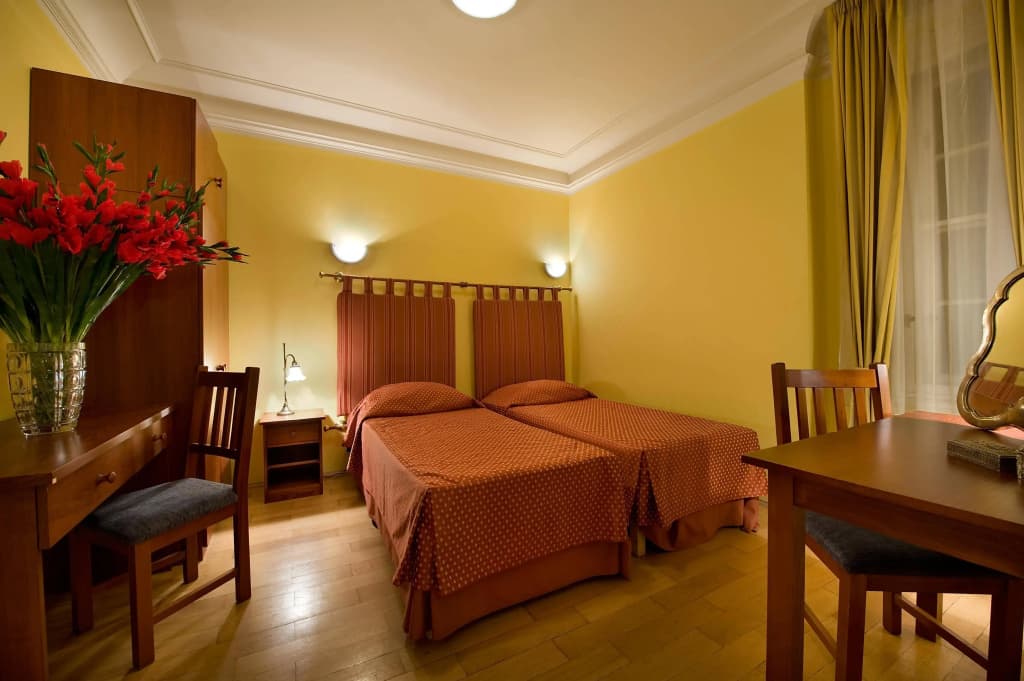 Hotel Bologna - photo 5